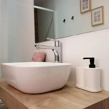 Via Ca'ls Avis Holiday home Campredo